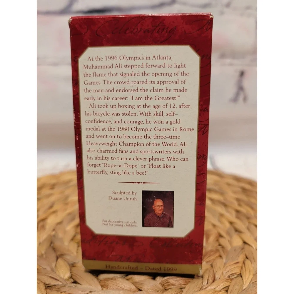 RARE MUHAMMAD ALI 1999 HALLMARK ORNAMENT PROFESSIONAL BOXING‎